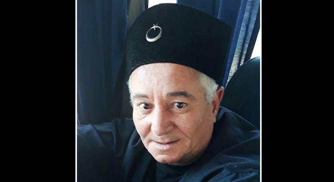 Emekli öğretmen evinde ölü bulundu