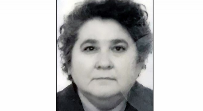 Emekli öğretmen evinde ölü bulundu