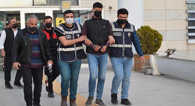 Emine'yi 10 bıçak darbesiyle öldüren sanığa 24 yıl hapis