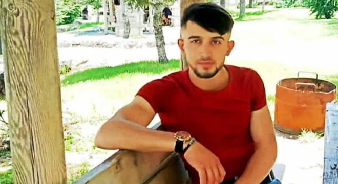 Emre, Konyaaltı Plajı'nda boğularak can verdi