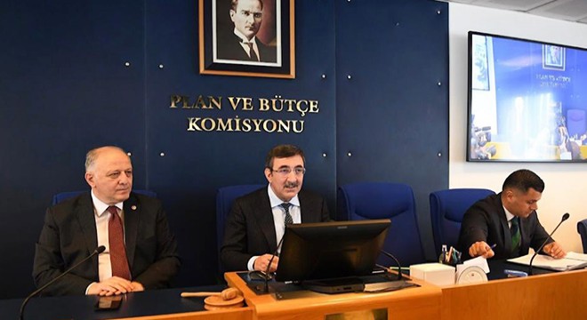 En düşük emekli maaşı ve geçici işçi düzenlemesi teklifi, TBMM'de