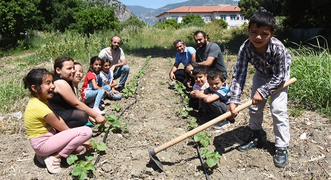 Engelleri üreterek aşıyorlar