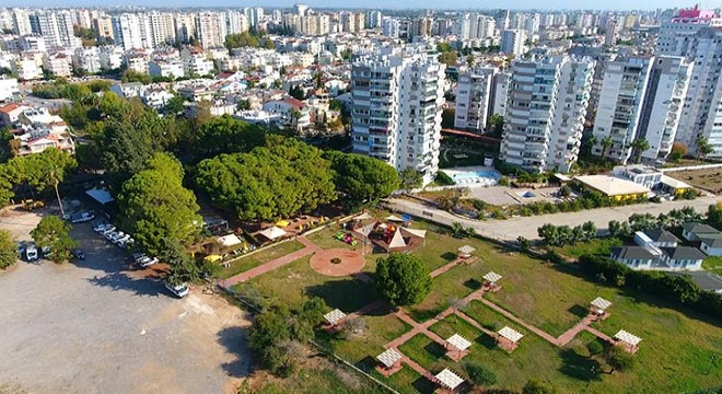 Engelsiz Kafe'de açık hava sinema günleri başlıyor