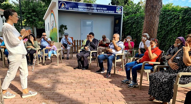 Engelsiz Kafe'de nefes terapisi