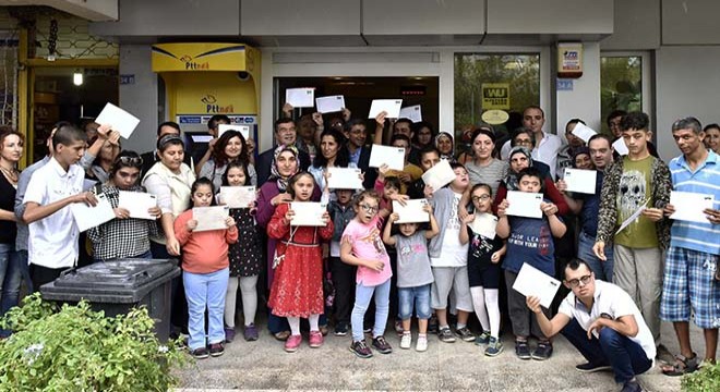 Engelsiz Kafe'nin özel çocukları mektup yazdılar