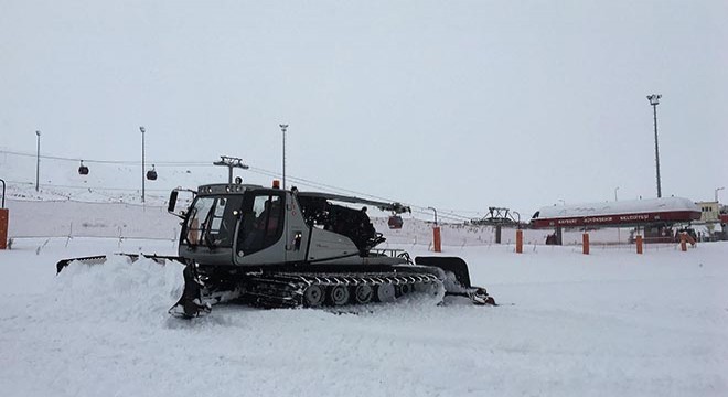 Erciyes'te kar kalınlığı 25 santime ulaştı