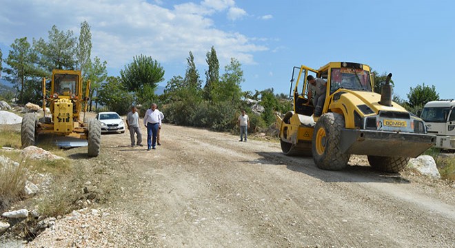 Ernez grup yoluna asfalt
