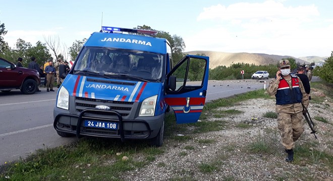 Erzincan da jandarmaya EYP li tuzak: 1 yaralı