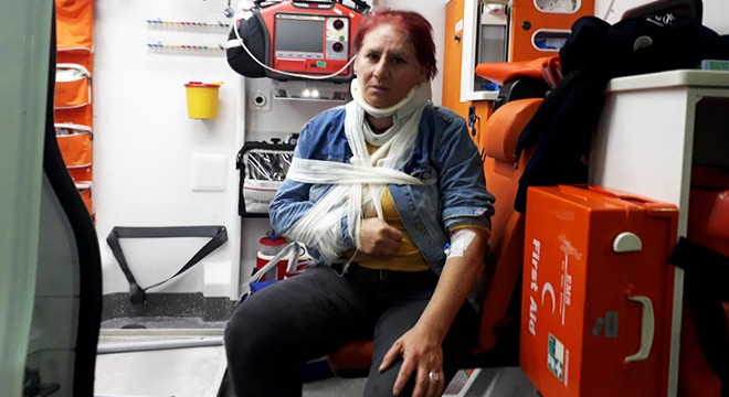 Erzincan’da yolcu otobüsü devrildi: 8 yaralı