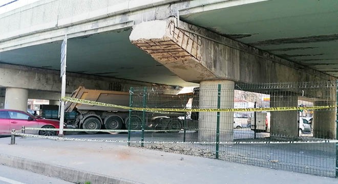 Esenler'de 'dökülen' üst geçit