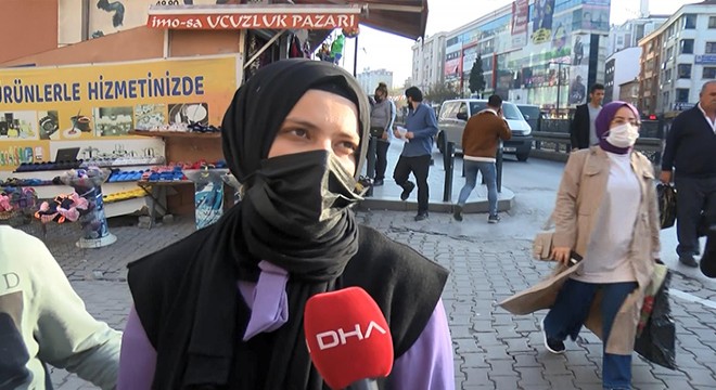 Esenyurt’ta kıyafet denerken cüzdanı çalındı