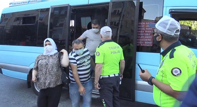 Esenyurt'ta yine aynı manzara: Minibüste 40 kişi
