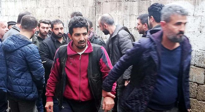 Eşi ve 3 çocuğunu öldüren sanığa müebbet hapis cezası