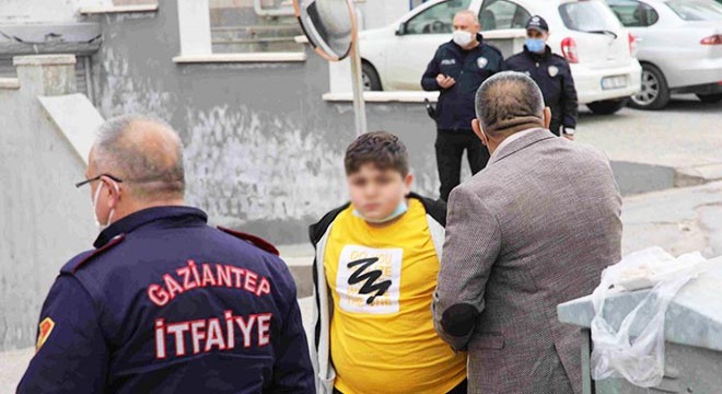 Eşi ve çocuklarını rehin alıp, intihara kalkıştı