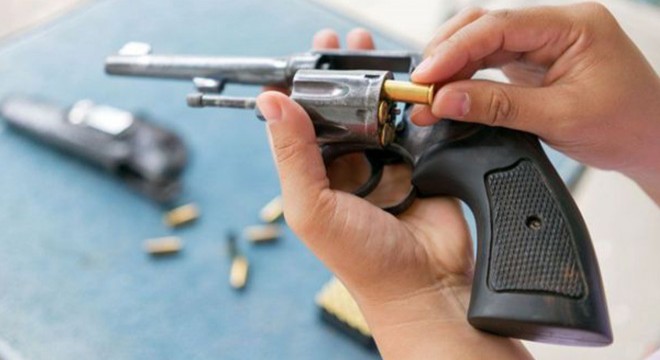 Eşine dehşeti yaşatan sanığın telefonunda'kurusıkı tabanca' detayı