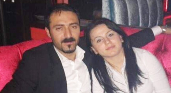 Eşini bıçaklayarak öldürüp polise teslim oldu