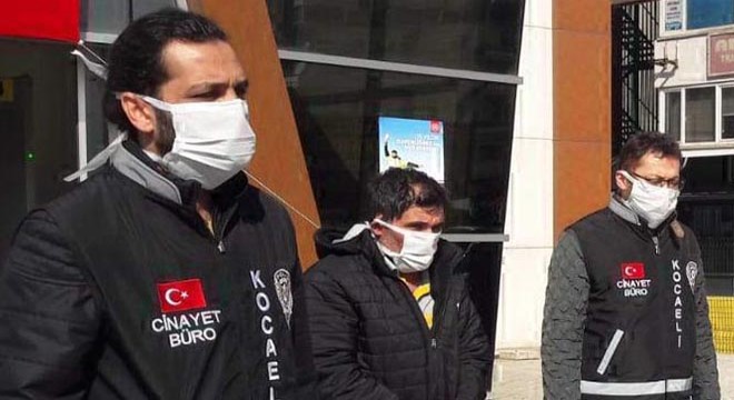 Eşini kendisini aldattığından şüphelendiği için öldürmüş