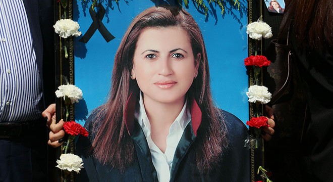 Eşini öldüren doktor, ruh sağlığı ve hastalıkları hastanesine sevk edilmiş