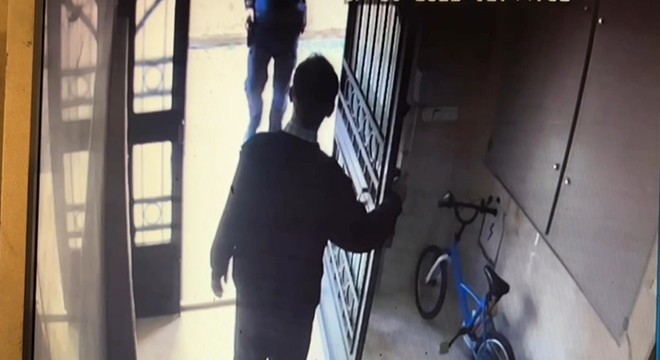 Eşini plastik kelepçeyle boğup polisi aradı 'gelin beni alın' dedi
