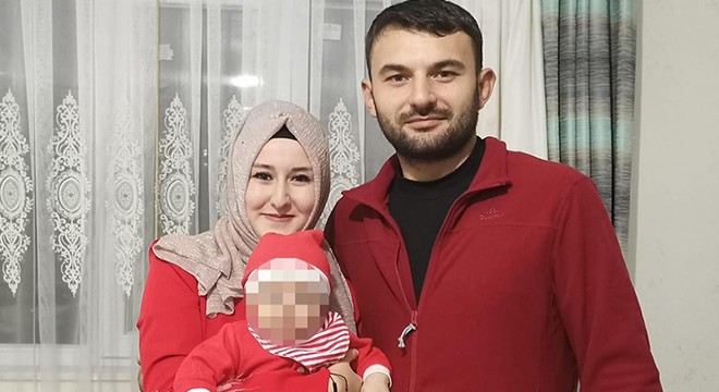 Eşini kalbinden bıçaklayıp öldüren sanık: Affınıza sığınıyorum