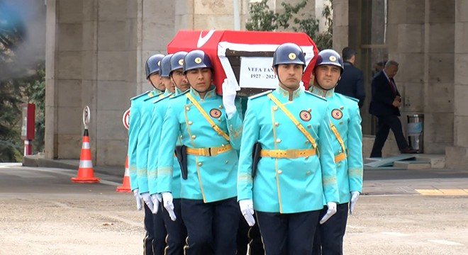 Eski bakan Tanır için TBMM'de cenaze töreni