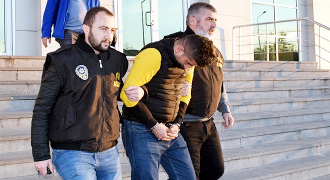 Eski bakanı dolandıran 2'nci şüpheli de yakalandı