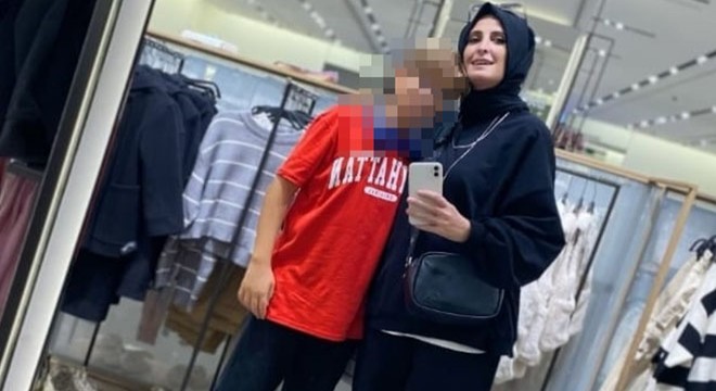 Eski eşini sokak ortasında bıçakladı