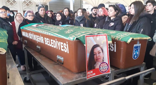 Eski eşinin öldürdüğü Pelin, son yolculuğuna uğurlandı