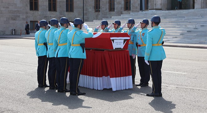 Eski milletvekili Ahmet Toptaş için TBMM'de tören