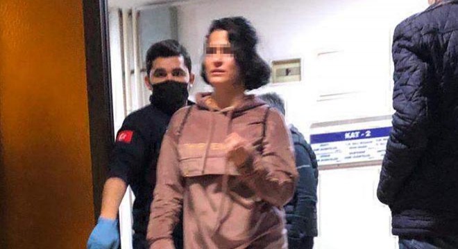 Eski sevgilisine bıçakla saldırdı