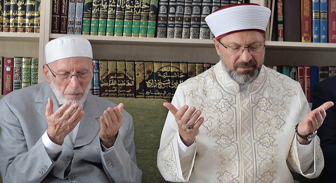 Eski Diyanet İşleri Başkanı Lütfi Doğan, hayatını kaybetti