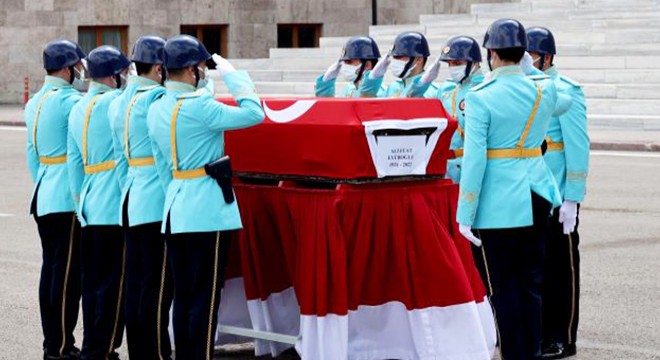 Eski vekil Ali Fuat Eyüboğlu, son yolculuğa uğurlandı