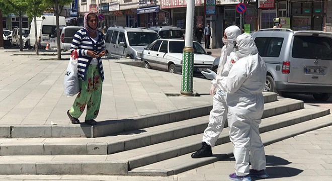Esnafın şüphelendiği kadının Covid-19 testi negatif çıktı