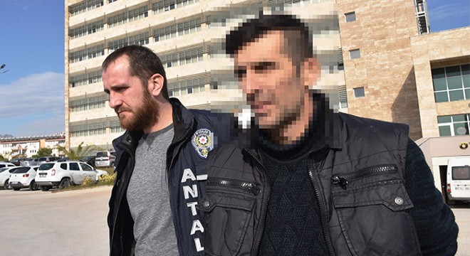 Ev sahibini dövüp, 1500 lira ve kredi kartlarını çalan hırsız yakalandı