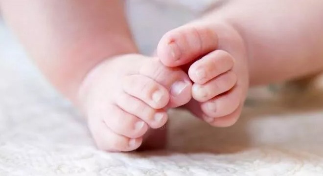 Bebeğini pencereden anneye müebbet