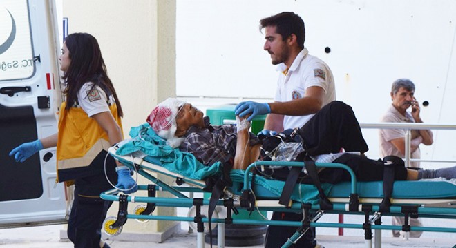 Evde düşüp başını duvara vurdu