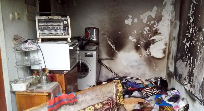 Evde mutfakta tüp patladı: 3 yaralı
