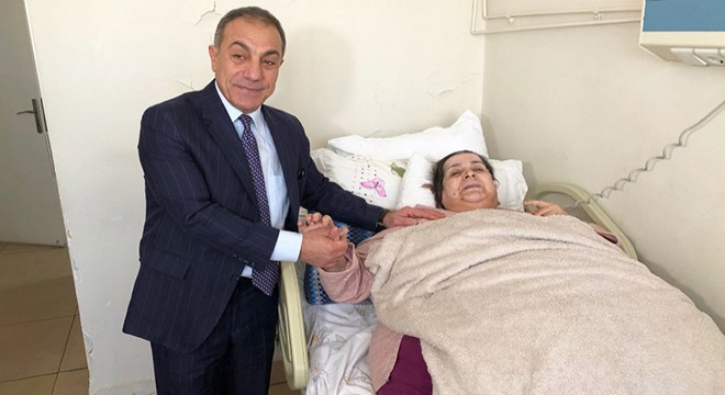 Evden çıkamayan 201 kilo kadın için bakanlık devreye girdi
