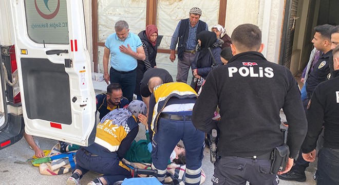 Evinin camlarını silerken 3'üncü kattan düştü