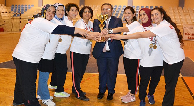 Evinin Sultanları Voleybol Turnuvası sona erdi