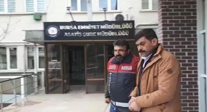 Evlerden ziynet eşyası ve para çalan 3 kişi tutuklandı