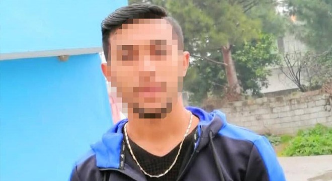 Evlere giremeyen hırsızlar, otomobillere dadandı