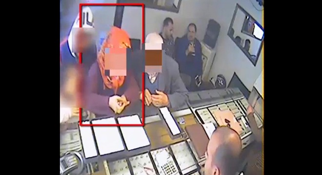 Evlilik vaadiyle dolandıran kadın yakalandı