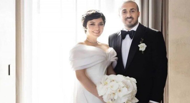 Ezgi Mola dünya evine girdi