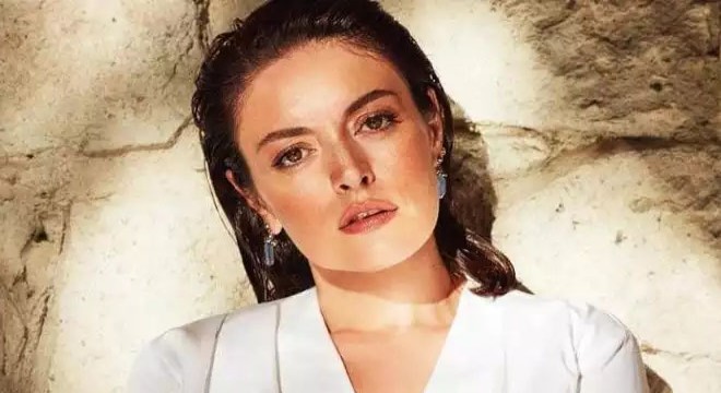 Ezgi Mola'ya bir suç duyurusu daha