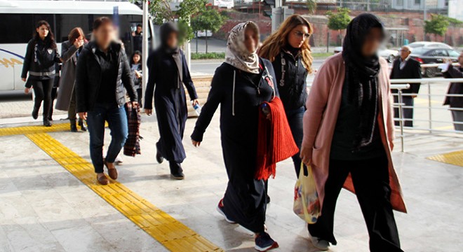 FETÖ'den 25 şüpheli adliyede