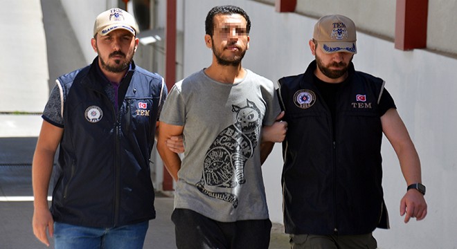 FETÖ hükümlüsü eski polisler, ‘gaybubet evi'nde yakalandı