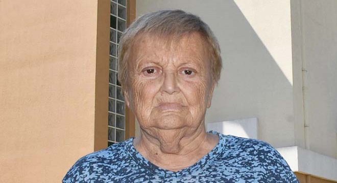 FETÖ ile korkuttukları kadına villasını sattırdılar