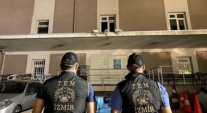 FETÖ nün TSK yapılanmasına operasyon; 9 gözaltı