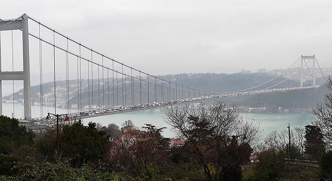FSM'de trafiği kilitleyen kaza